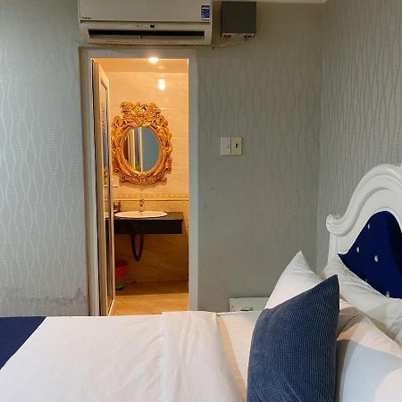 Crowne Bui Vien Hotel โฮจิมินห์ซิตี้ ภายนอก รูปภาพ