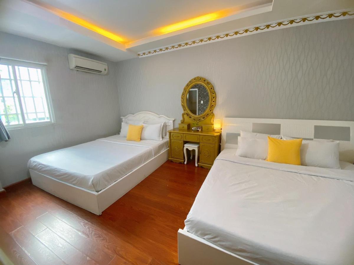 Crowne Bui Vien Hotel โฮจิมินห์ซิตี้ ภายนอก รูปภาพ