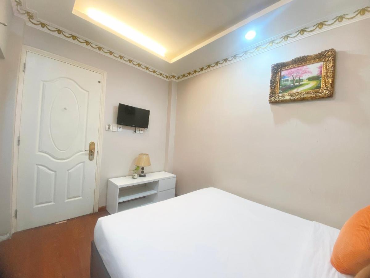 Crowne Bui Vien Hotel โฮจิมินห์ซิตี้ ภายนอก รูปภาพ