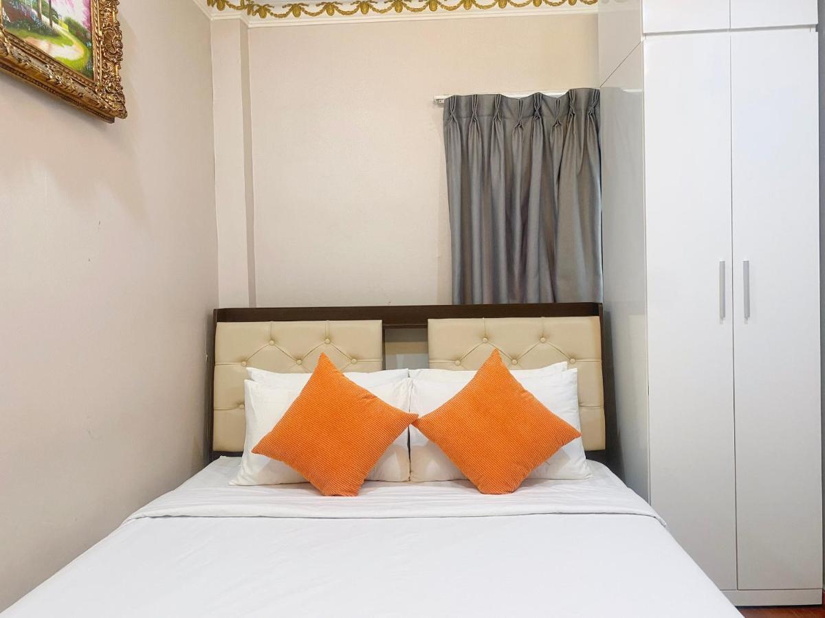 Crowne Bui Vien Hotel โฮจิมินห์ซิตี้ ภายนอก รูปภาพ
