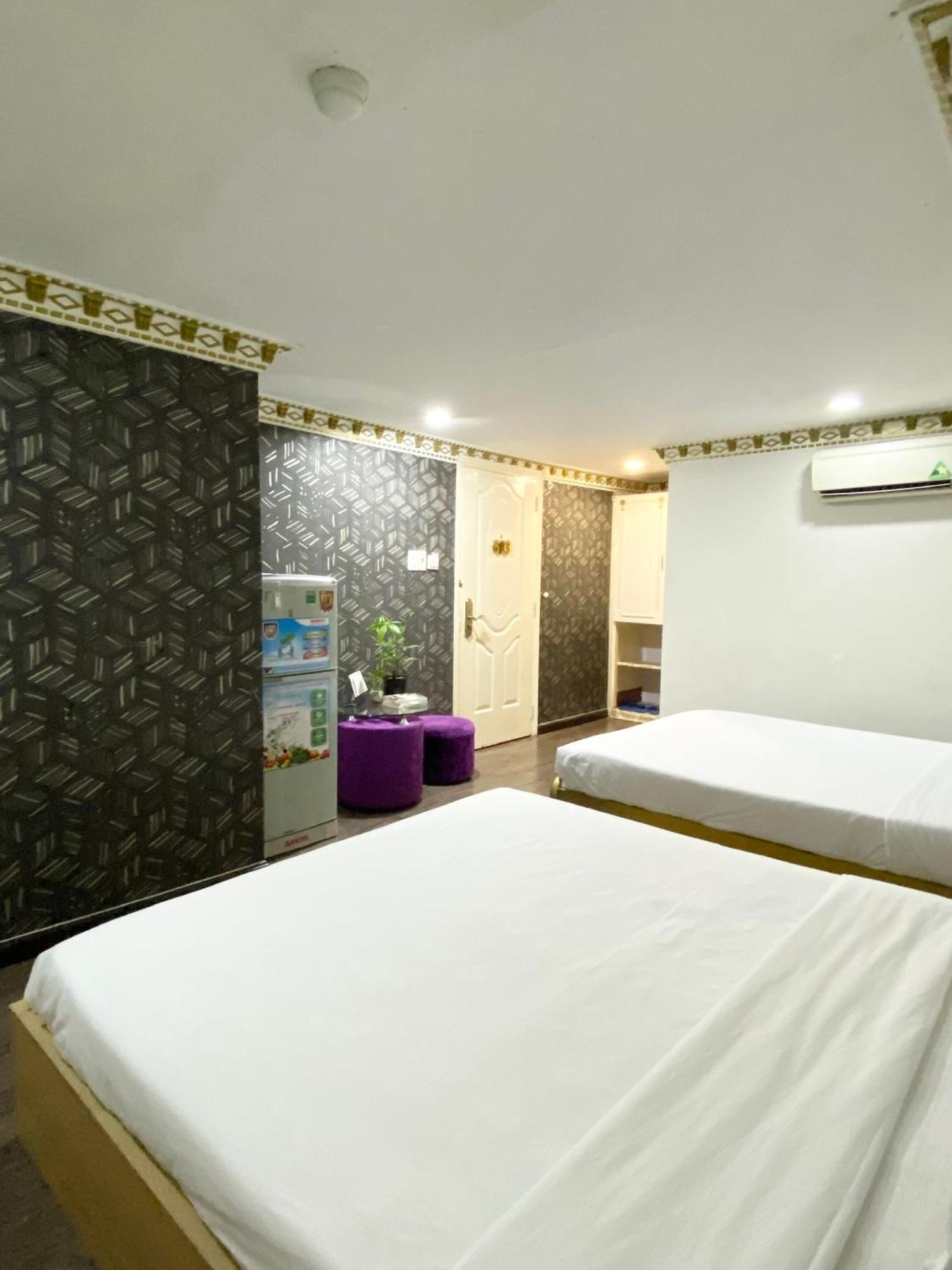 Crowne Bui Vien Hotel โฮจิมินห์ซิตี้ ภายนอก รูปภาพ